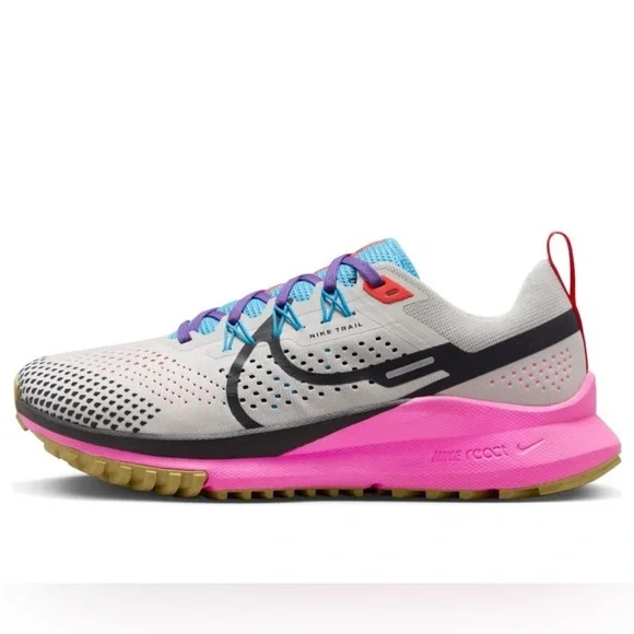 Nike Women's Pegasus 4 Trail Running Shoes - 8 - Picture 1 of 10